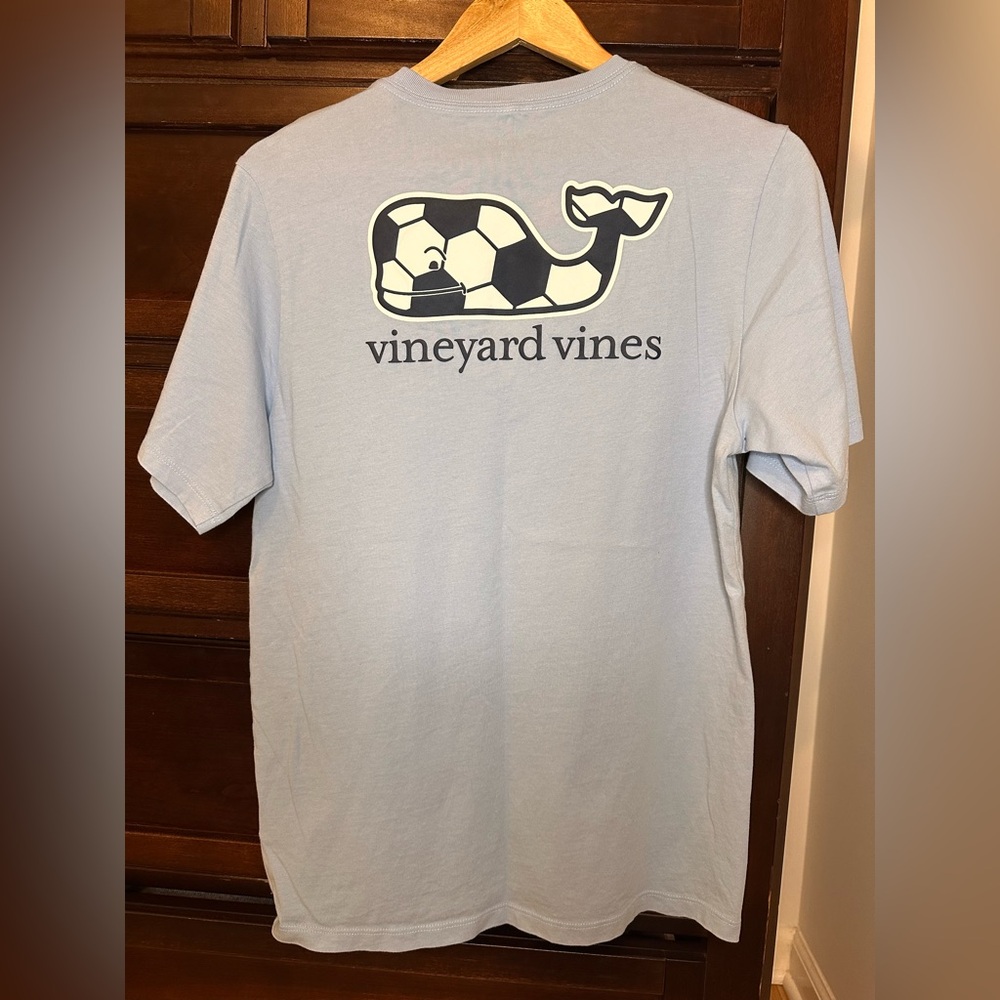 Vineyard Vines Blue Tee with Soccer Whale Boys Size XL